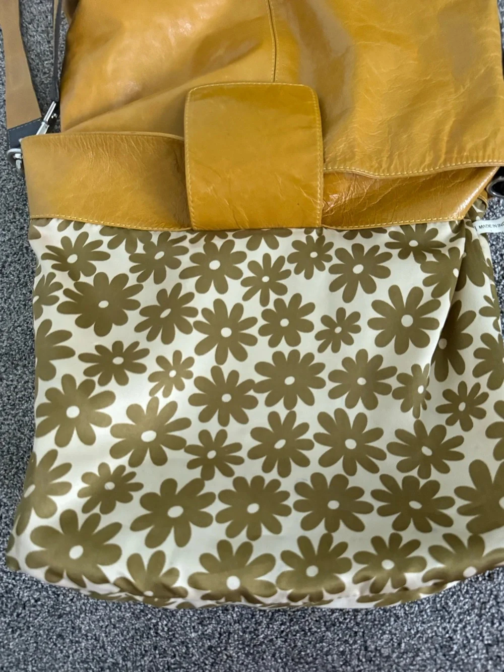 Nino Bossi Mustard Yellow Leather Convertible Shoulder Crossbody Bag 2 Straps